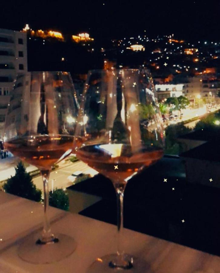Novi'S Luxury Apartment 1 Gjirokastër Buitenkant foto