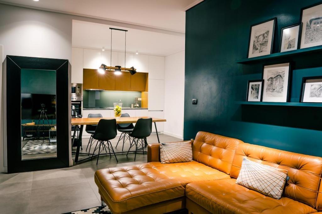 Novi'S Luxury Apartment 1 Gjirokastër Buitenkant foto